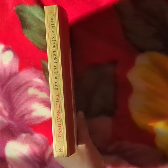The Heart of the Buddha's Teaching Book - Picture 3 of 4